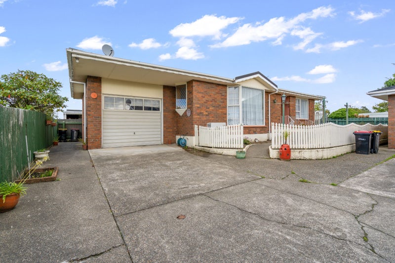 Image 1 of 20