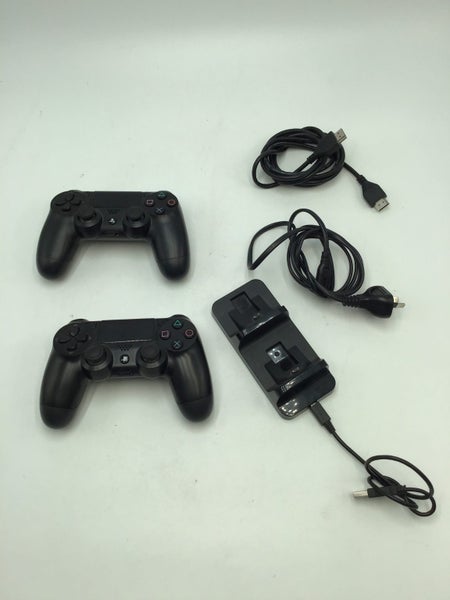 * 1TB Black PS4 Console w/ 2 Dualshock Controllers, Cables & Charging Dock! * Carousel 4