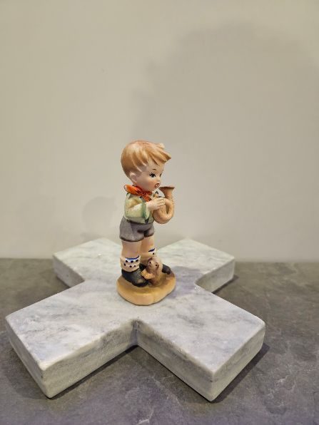 1950's Anart a New York Importer of Japanese Porcelain, Similar to Goebel Hummel Carousel 2