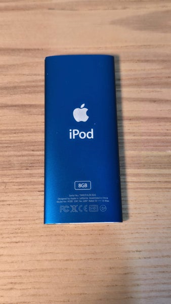 iPod Nano 5th gen Blue 8GB Carousel 2
