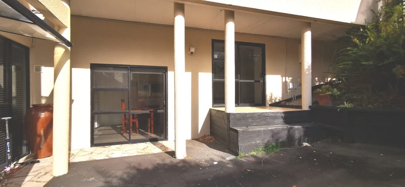 Image 1 of 20