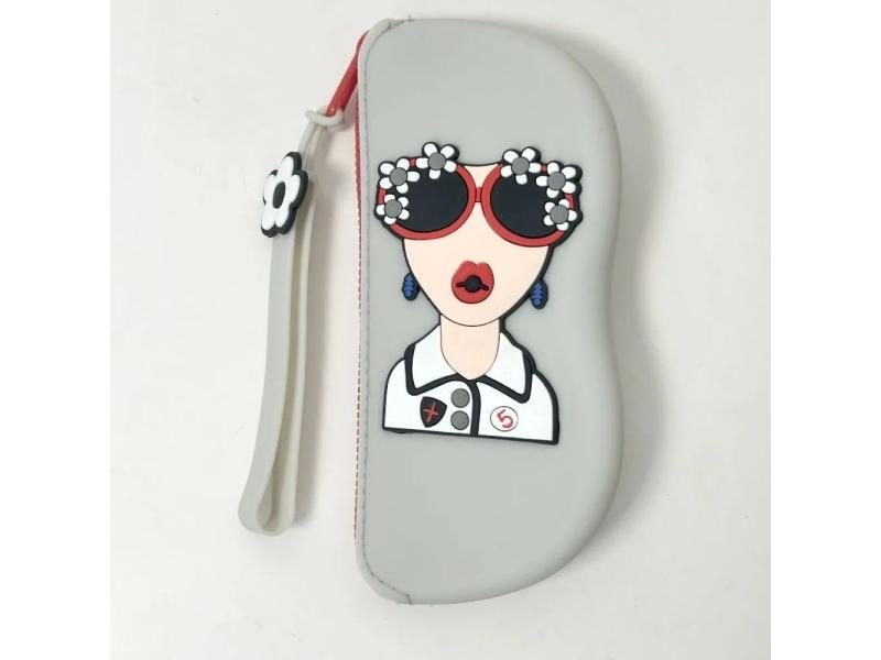 Multifunctional Waterproof Dustproof Glasses Case For Travel Carousel 1
