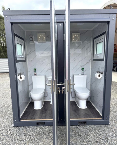 DOUBLE TOILET ABLUTION POD
