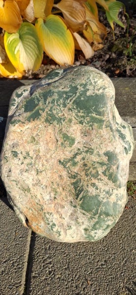 RAW POUNAMU 18lb FLOWER JADE SPECIMEN Carousel 1