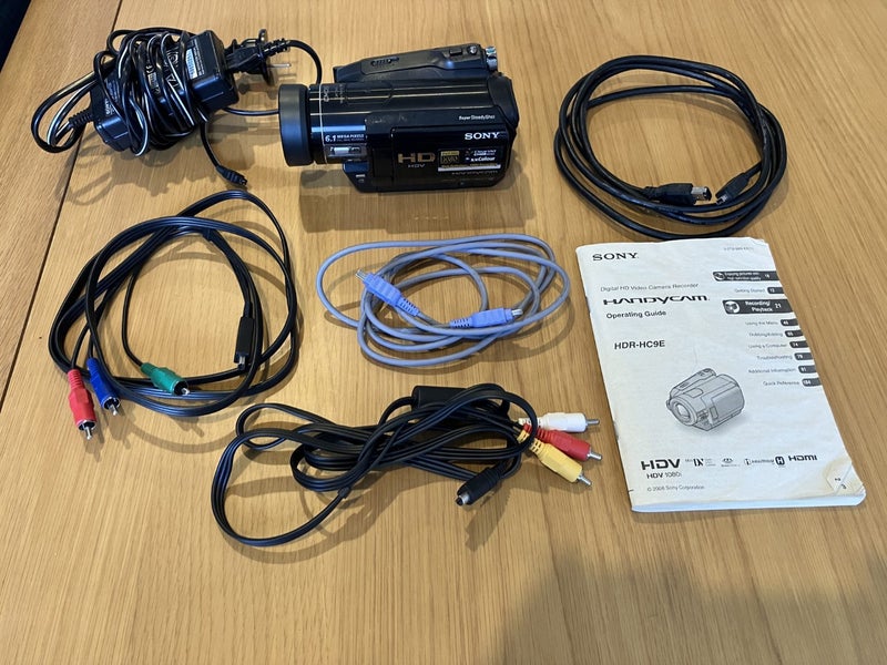 Sony HDR-HC9E PAL HDV MiniDV Camcorder, excellent condition, fully functional. Carousel 13