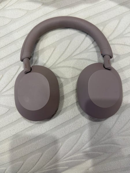 Sony WH1000XM5 Wireless Noise Cancelling Headphones - Smoky Pink Carousel 1