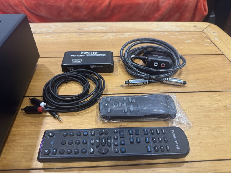Cambridge Audio AXR85 Stereo Receiver Carousel 3