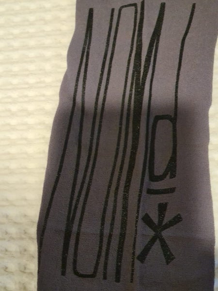Nom - D long sleeved top Carousel 2