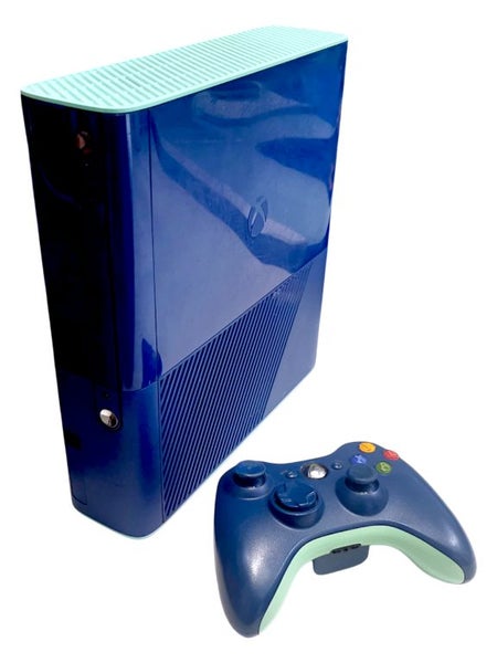 Special Edition Call of Duty XBox 360 E 500GB Console Bundle Carousel 16