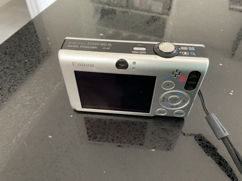 Canon Digital Ixus 801S - boxed set Carousel 2