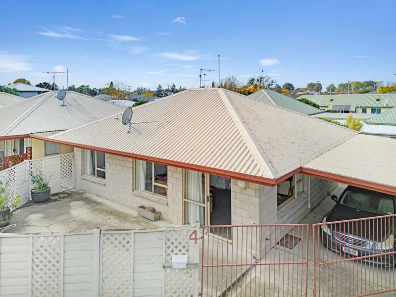 Image 1 of 20