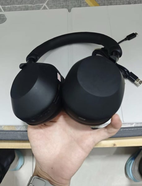 Sony wh1000 xm5 Carousel 2
