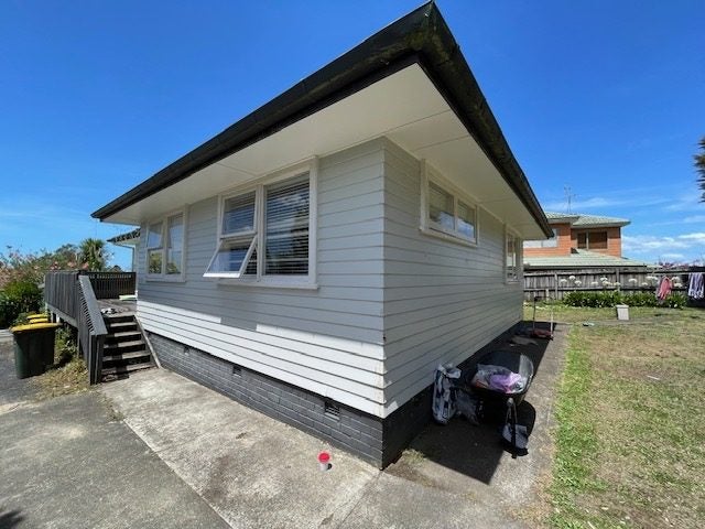 Image 1 of 16