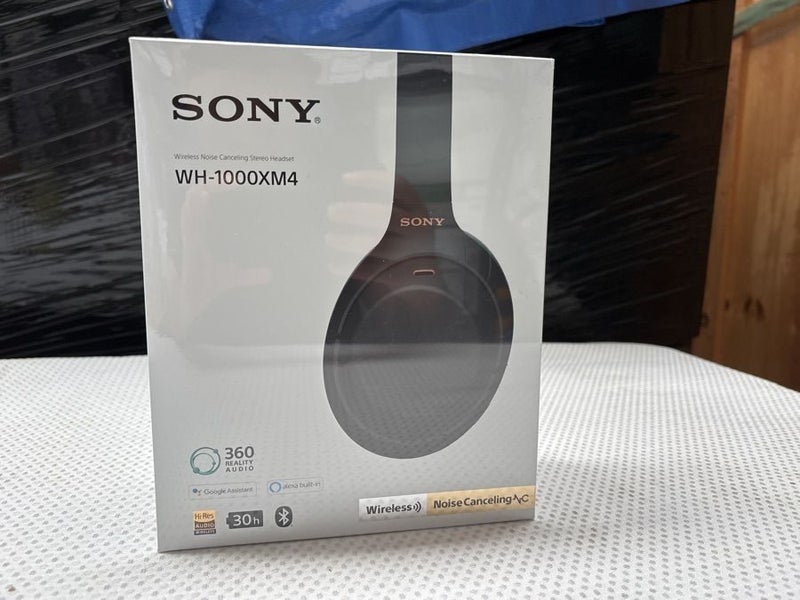 Sony WH-1000XM4 Wireless Noise Cancelling Over-Ear Headphones *NEW* Carousel 2