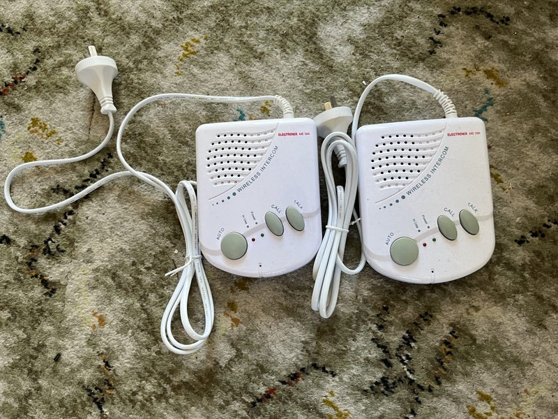 Wireless intercom Carousel 1