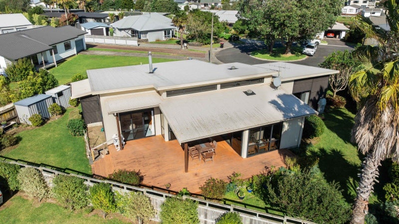 Image 2 of 26