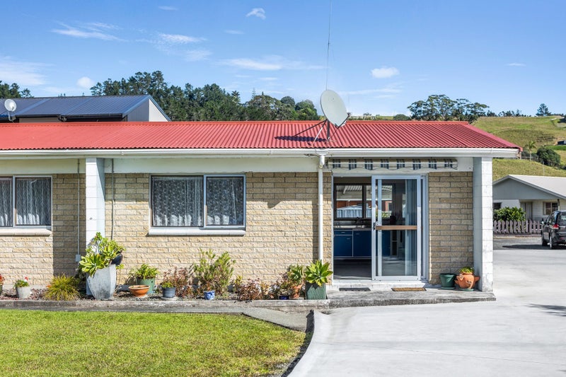 Image 1 of 25
