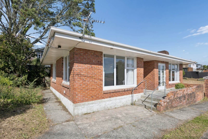 Image 1 of 8