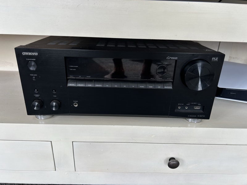 Onkyo RZ710 Carousel 1