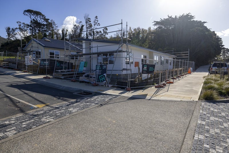 Image 1 of 8