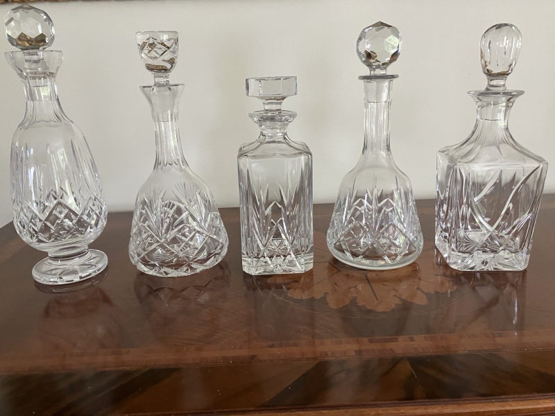 Crystal decanters Carousel 1