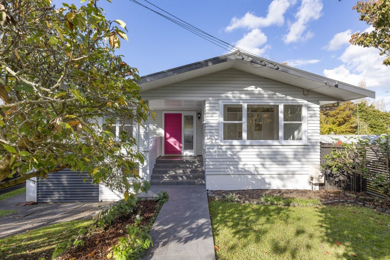 Image 1 of 20