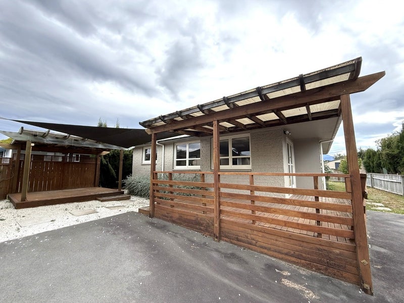 Image 1 of 20