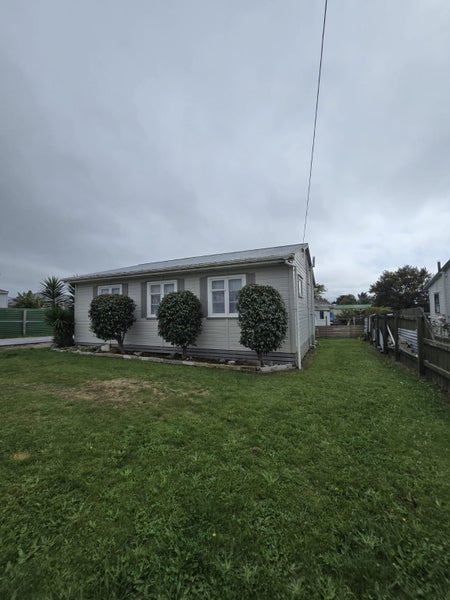 Image 1 of 10