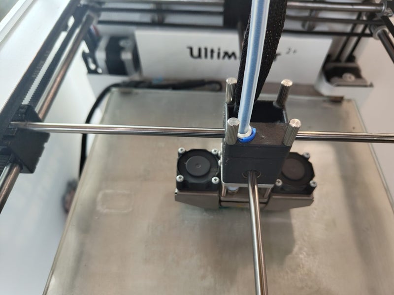 Ultimaker 2+ 3D Printer Carousel 1