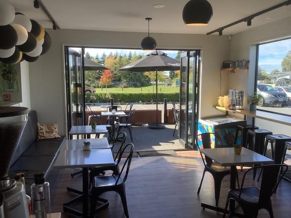 Acorn  Café Carousel 1