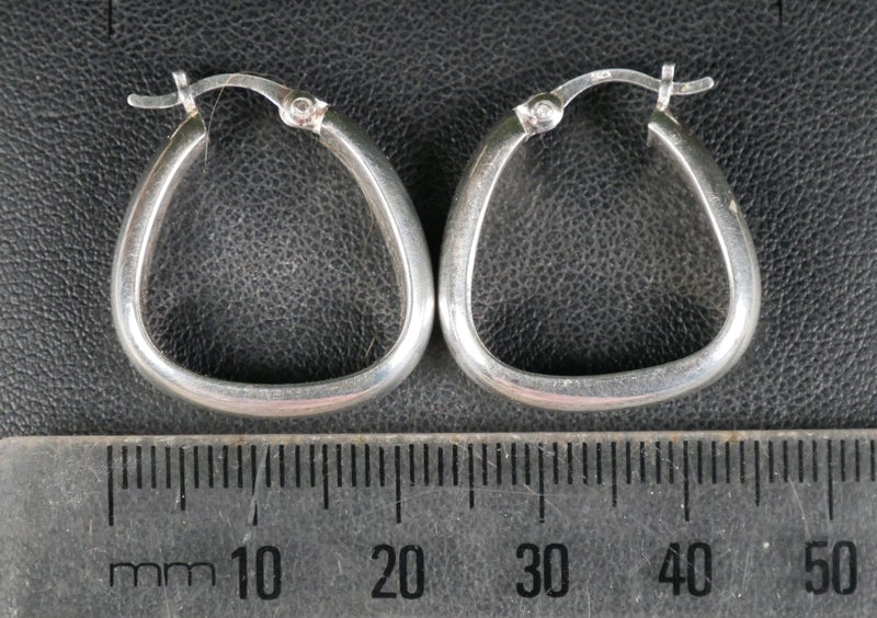 Attractive Contemporary Design "Squared Off" Hoop Sterling Silver Earrings Carousel 3