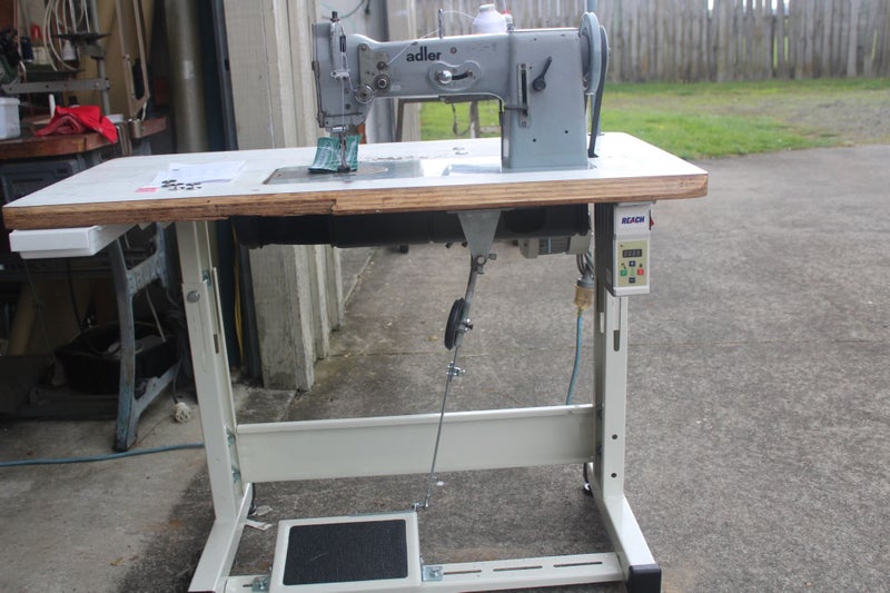 ADLER ZIG ZAG MODEL 98445434141103902722