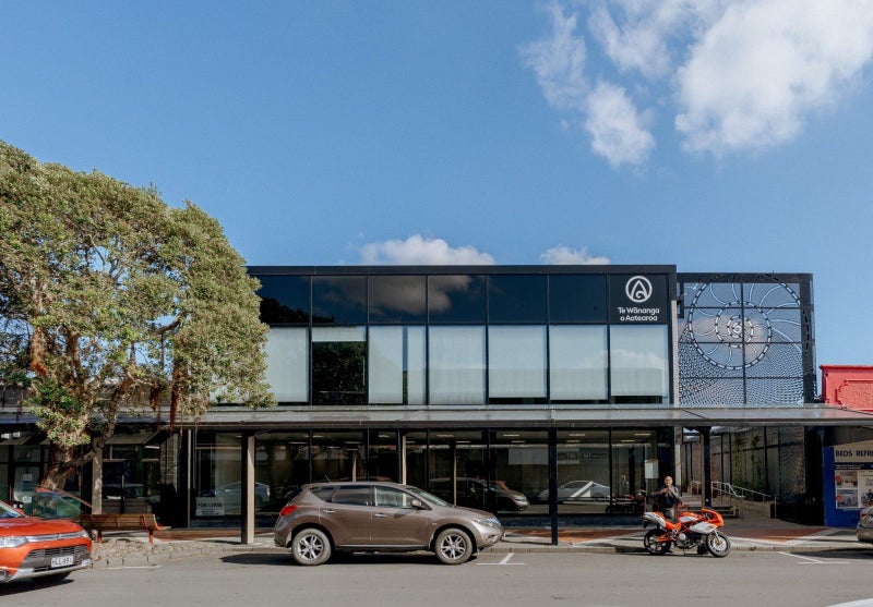 gallery carousel 9