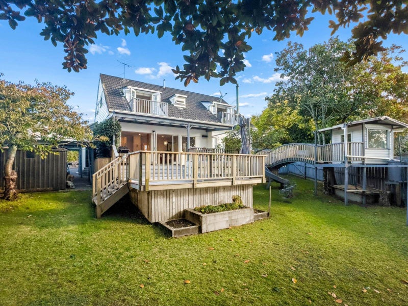 Image 2 of 26