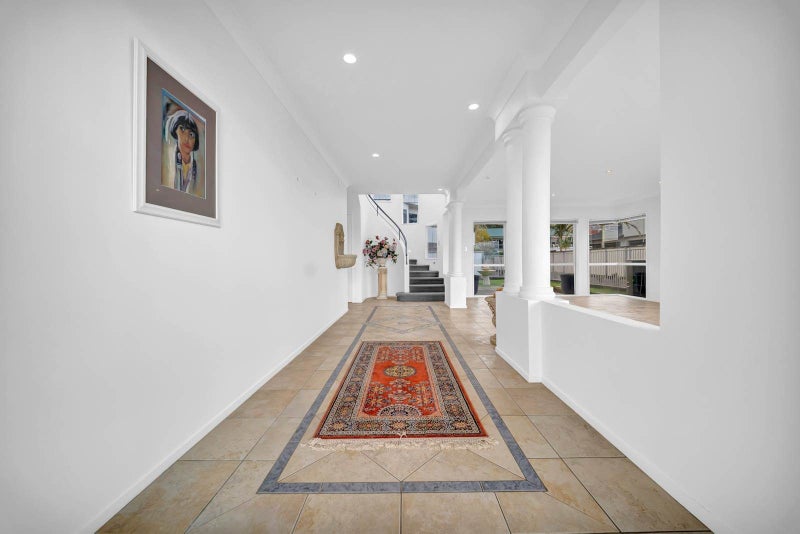 gallery carousel 2