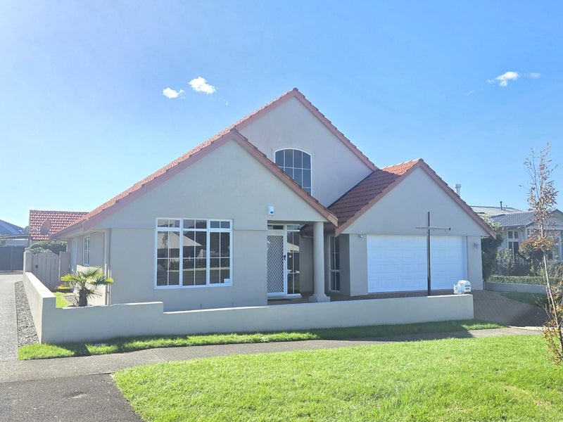 Image 1 of 18