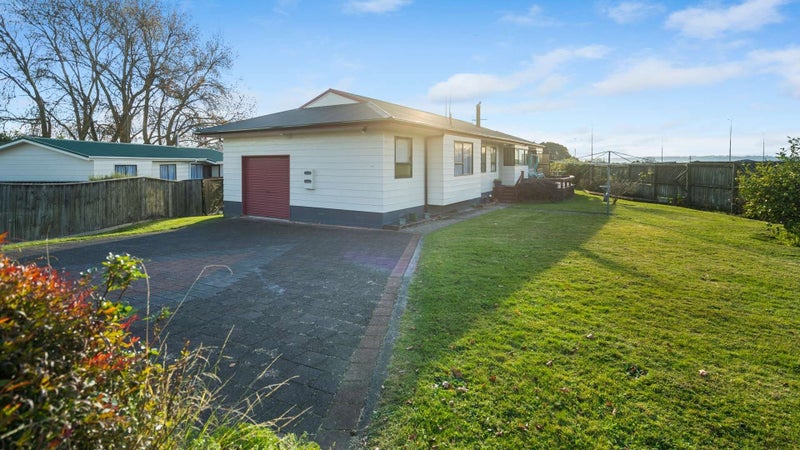 Image 1 of 20