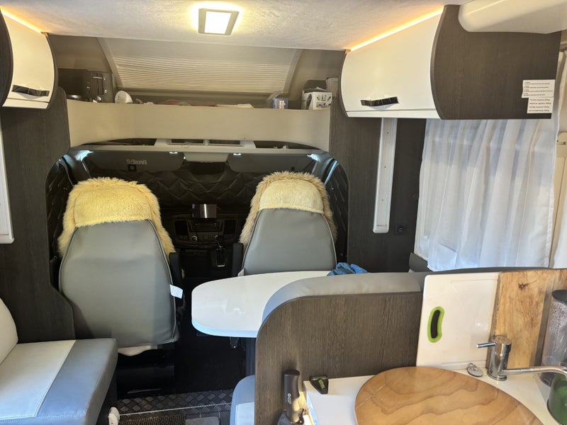 2022 Ford Transit446152146326671363