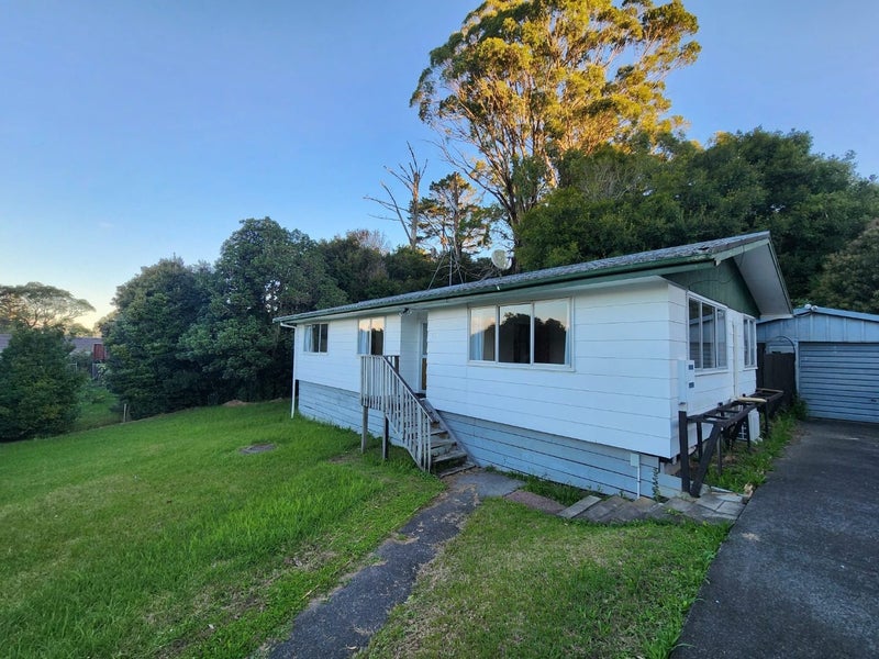 Image 1 of 8