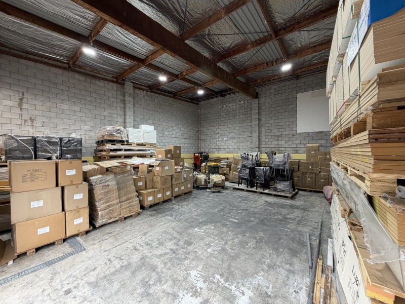 Image 1 of 7