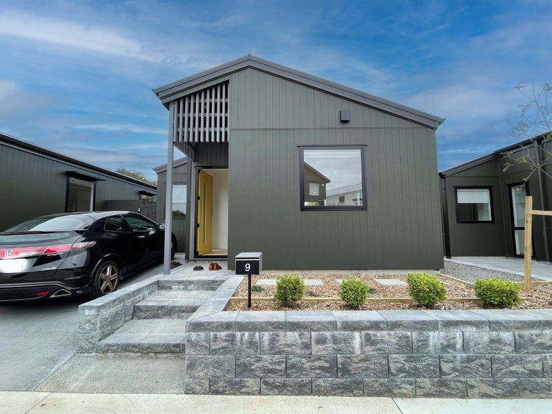 Image 1 of 16