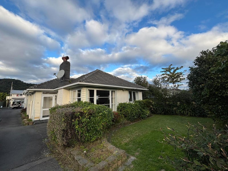 Image 1 of 18