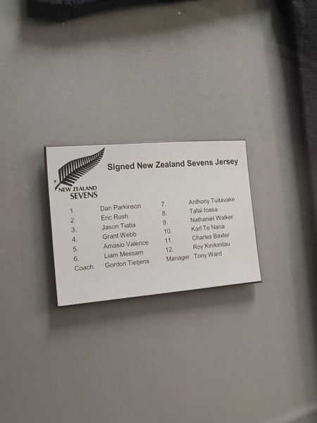 New Zealand Sevens “Golden Era” Signed Jersey – Collector’s Must-Have Carousel 2