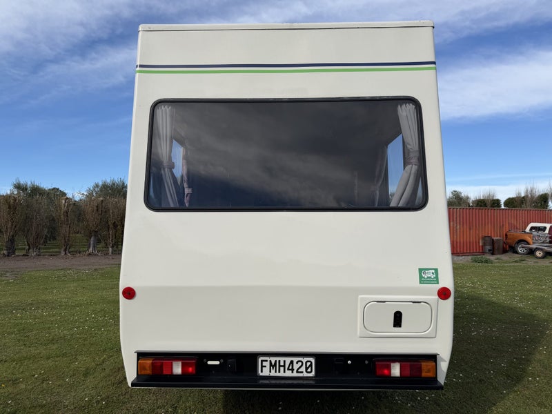 2001 Ford Transit Campervan446399372560312323