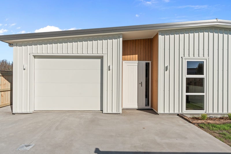 SB Building & Roofing Carousel 2