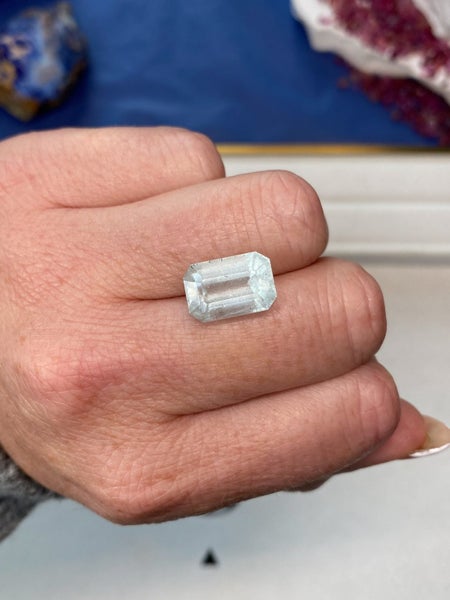 $1RES ~ Incredible 8.15ct Aquamarine Carousel 2