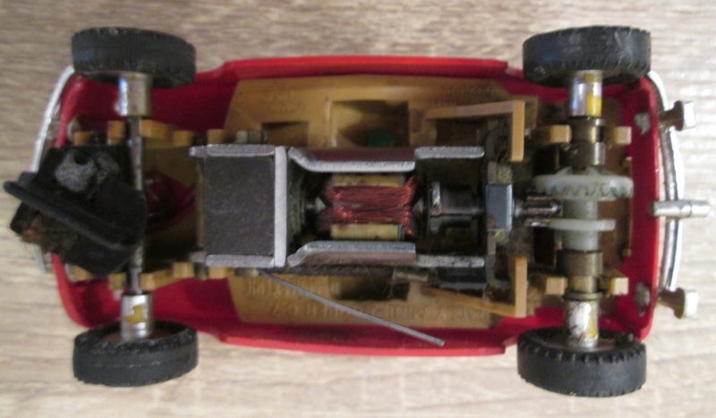 SCALEXTRIC C.7 MINI - RED X04 MOTOR Carousel 1