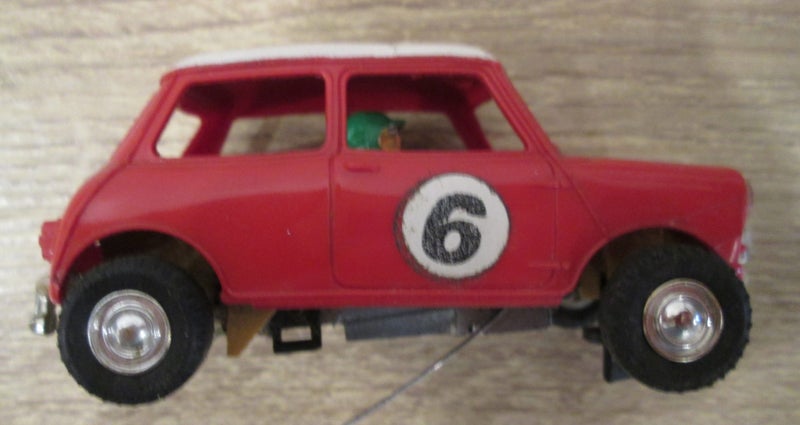 SCALEXTRIC C.7 MINI - RED X04 MOTOR Carousel 2