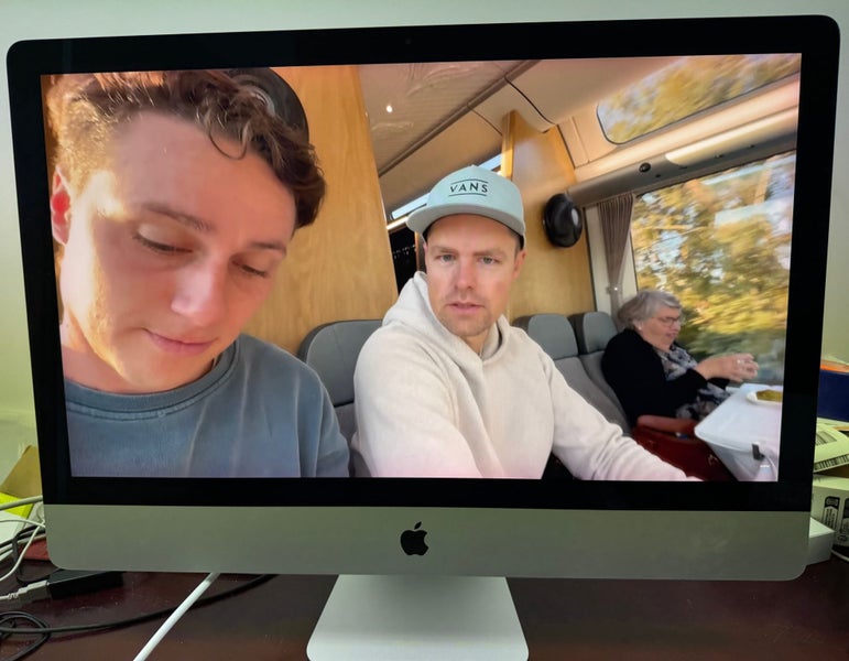 Apple iMac 2015 5K 27-inch 12GB RAM - 1TB Carousel 2