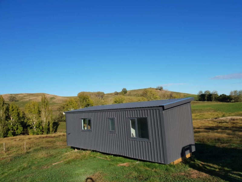 30m² Ready-Built Off-Grid Cabin / Tiny House – Solar + Gas + UV Water Carousel 1